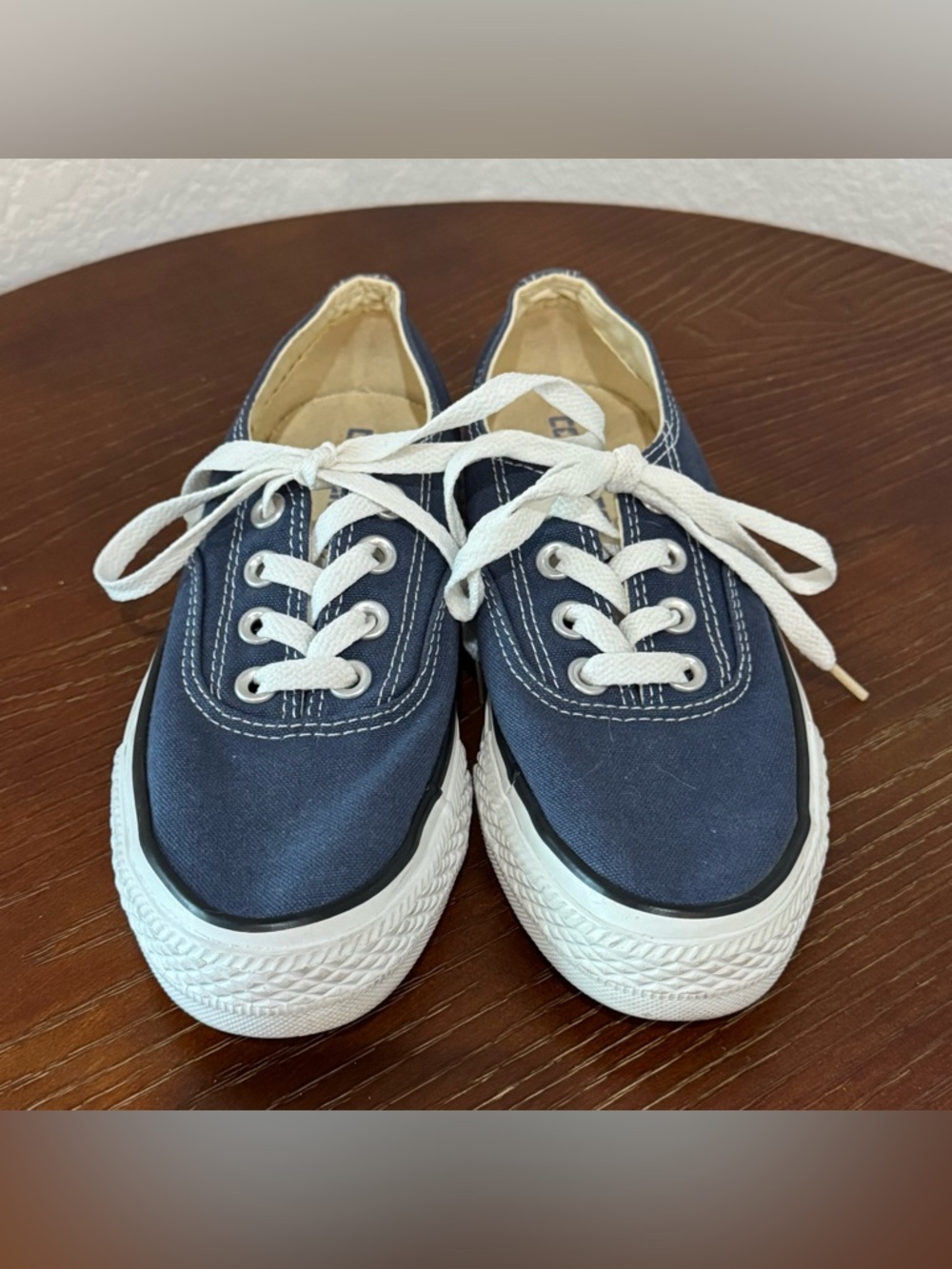 Converse Navy Blue Canvas Sneakers - Womens 5.5 or Mens 3.5 Shoes